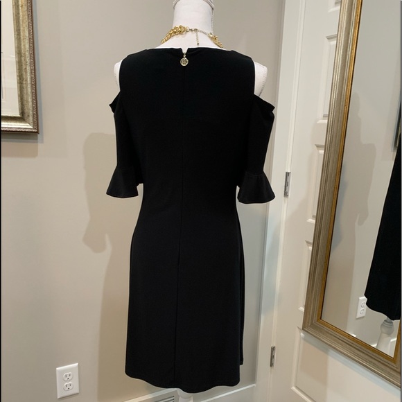 Tommy Hilfilger ๐ค little black dress sz 6 ๐ค - Picture 3 of 8